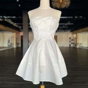 White Strapless Sweetheart Size 0